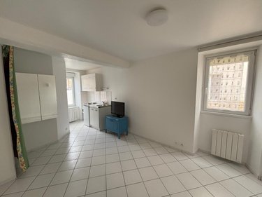 Location appartement Laval 53000 Mayenne 19 m2 1 pièce 340 euros
