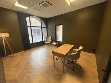 Location fonds et murs commerciaux Cambrai 59400 Nord 18 m2  562 euros