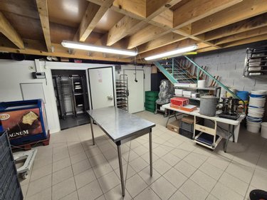 Fonds et murs commerciaux a vendre Essoyes 10360 Aube 270 m2  179000 euros