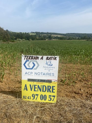 Terrain a batir a vendre Mézières-sous-Lavardin 72240 Sarthe 2052 m2  48240 euros