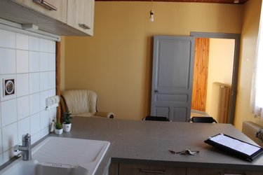 Maison a vendre Vichy 03200 Allier 100 m2  210000 euros