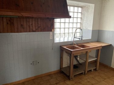 Immeuble a vendre Colombier-Saugnieu 69124 Rhône 132 m2  218000 euros