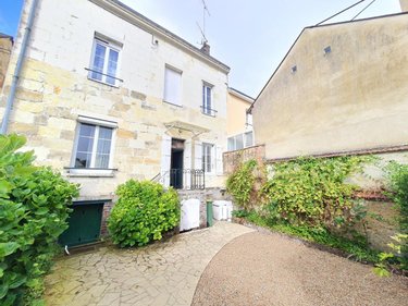 Location maison La Chartre-sur-le-Loir 72340 Sarthe 145 m2 6 pièces 800 euros