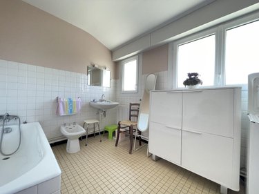 Maison a vendre Lorient 56100 Morbihan 285 m2 10 pièces 406200 euros