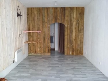 Location fonds et murs commerciaux Orbec 14290 Calvados 32 m2  380 euros