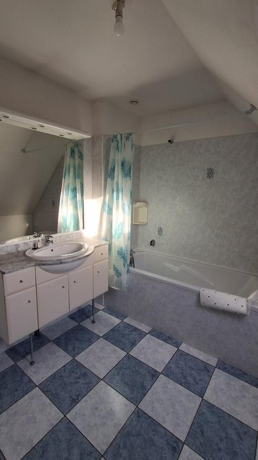 Location maison Laval 53000 Mayenne 91 m2 6 pièces 830 euros