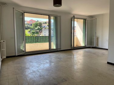 Appartement a vendre Septèmes-les-Vallons 13240 Bouches-du-Rhône 71 m2  130000 euros