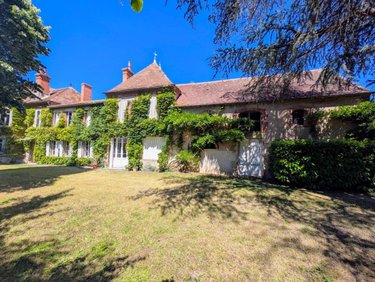 Maison a vendre Broût-Vernet 03110 Allier 365 m2 13 pièces 298680 euros