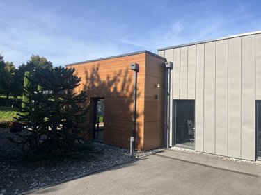 Fonds et murs commerciaux a vendre Dole 39100 Jura 280 m2  800000 euros