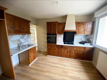 Location maison Saint-Berthevin 53940 Mayenne 86 m2 4 pièces 900 euros