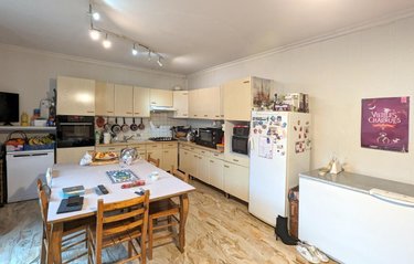 Maison a vendre Plouescat 29430 Finistère 257 m2 11 pièces 220300 euros