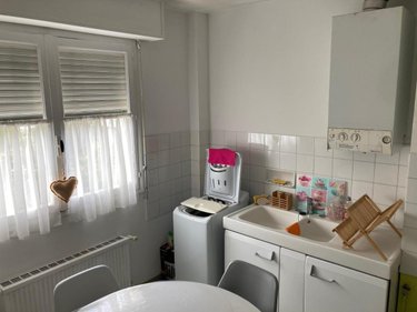 Location appartement Laval 53000 Mayenne 34 m2 1 pièce 325 euros