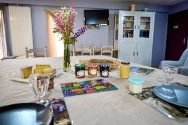 Fonds et murs commerciaux a vendre Lajo 48120 Lozère 342 m2  850000 euros