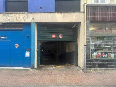 Location garage et parking Lille 59000 Nord 12 m2  95 euros