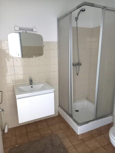 Location appartement Saint-Chély-d'Apcher 48200 Lozère 17 m2  270 euros