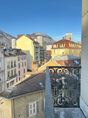 Appartement a vendre Grenoble 38000 Isère 205 m2 7 pièces 455000 euros