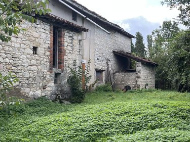 Maison a vendre Neuville-sur-Ain 01160 Ain 160 m2 8 pièces 140000 euros