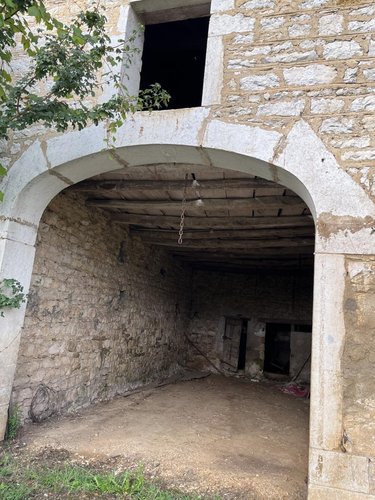 Maison a vendre Neuville-sur-Ain 01160 Ain 160 m2 8 pièces 140000 euros