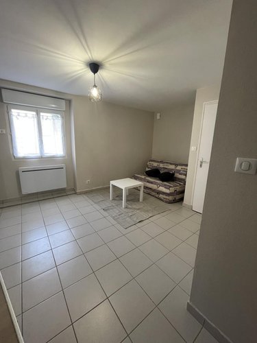 Location appartement Chagny 71150 Saône-et-Loire 21 m2 1 pièce 356 euros
