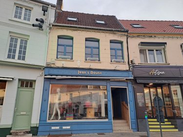 Immeuble a vendre Ardres 62610 Pas-de-Calais 302 m2  364100 euros