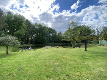 Terrains de loisirs bois etangs a vendre Sainte-Flaive-des-Loups 85150 Vendée 6000 m2  84400 euros