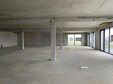 Fonds et murs commerciaux a vendre Uzel 22460 Côtes-d'Armor 300 m2  126000 euros