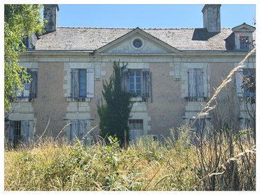 Maison a vendre Blaison-Saint-Sulpice 49320 Maine-et-Loire 300 m2 7 pièces 312060 euros