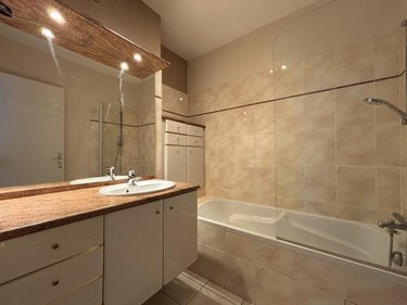 Appartement a vendre Saint-Cyr-sur-Loire 37540 Indre-et-Loire 80 m2  214500 euros