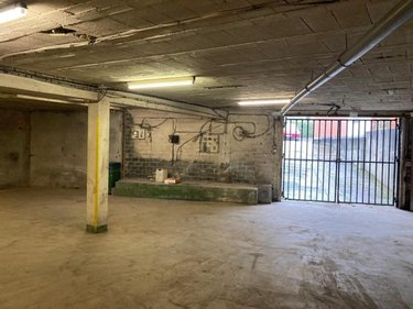 Immeuble a vendre La Bassée 59480 Nord 300 m2  179000 euros