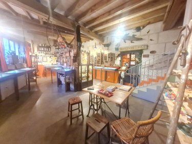 Fonds et murs commerciaux a vendre Montoire-sur-le-Loir 41800 Loir-et-Cher 127 m2  94800 euros