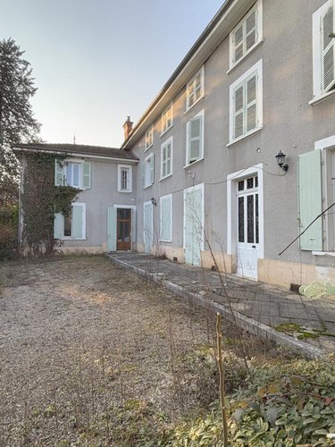 Appartement a vendre Voiron 38500 Isère 244 m2 6 pièces 390000 euros