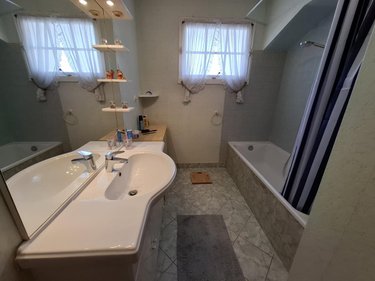 Maison a vendre Saintes 17100 Charente-Maritime 106 m2 5 pièces 218233 euros