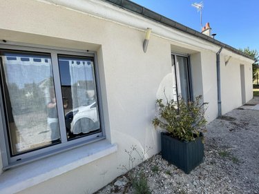 Location maison Areines 41100 Loir-et-Cher 103 m2 4 pièces 875 euros