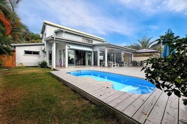 Maison a vendre La Possession 97419 Réunion 162 m2 7 pièces 595000 euros
