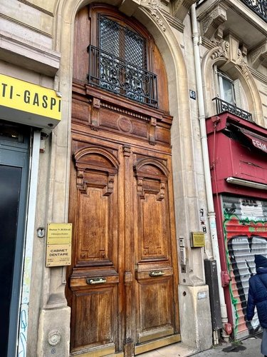 Location appartement Paris 18e arrondissement 75018 Paris 38 m2 2 pièces 1590 euros