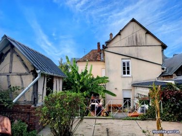 Immeuble a vendre Le Neubourg 27110 Eure 250 m2  337000 euros