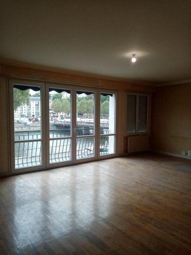 Location fonds et murs commerciaux Laval 53000 Mayenne 72 m2  820 euros