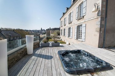 Maison a vendre Laval 53000 Mayenne 317 m2 10 pièces 956800 euros