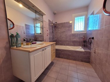 Maison a vendre Bonchamp-lès-Laval 53960 Mayenne 128 m2 6 pièces 267240 euros