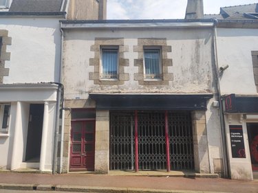 Fonds et murs commerciaux a vendre Locminé 56500 Morbihan 157 m2  48600 euros