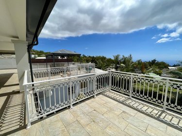 Maison a vendre Saint-Paul 97460 Réunion 147 m2 6 pièces 376700 euros