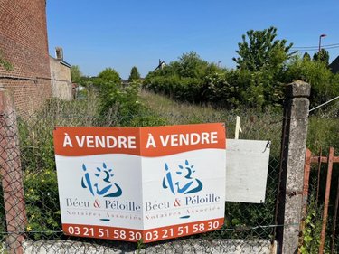 Terrain a batir a vendre Bailleul-Sir-Berthoult 62580 Pas-de-Calais 665 m2  74800 euros