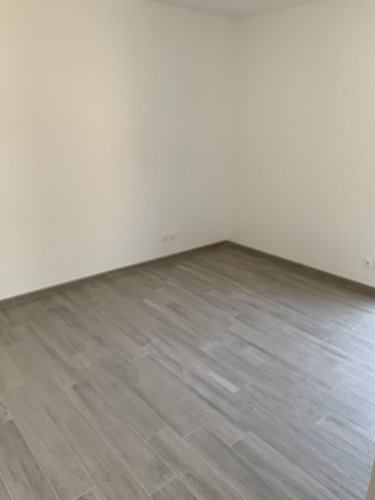 Location appartement Pierrelatte 26700 Drôme 82 m2 3 pièces 1024 euros