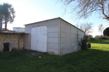 Maison a vendre Saintes 17100 Charente-Maritime 135 m2 6 pièces 344000 euros