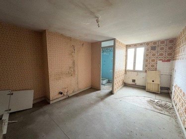 Immeuble a vendre Saumur 49400 Maine-et-Loire 350 m2  174600 euros