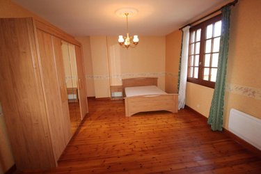 Maison a vendre Brizambourg 17770 Charente-Maritime 121 m2 6 pièces 136396 euros
