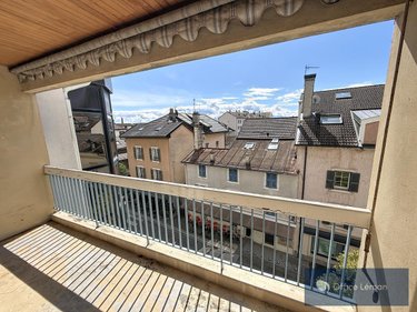 Appartement a vendre Divonne-les-Bains 01220 Ain 66 m2 4 pièces 335000 euros