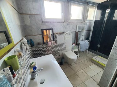 Maison a vendre La Garde-Adhémar 26700 Drôme 291 m2 10 pièces 254000 euros