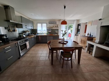 Maison a vendre Courcoury 17100 Charente-Maritime 222 m2 5 pièces 455000 euros