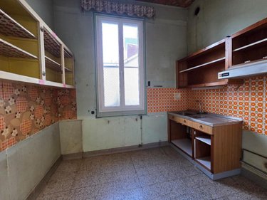 Fonds et murs commerciaux a vendre Montargis 45200 Loiret 336 m2  329600 euros
